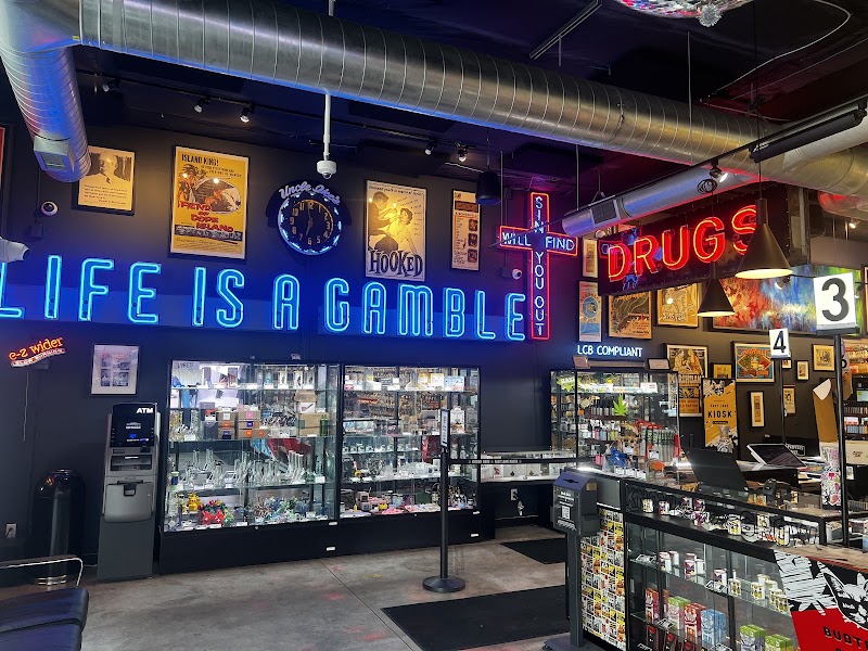 Video tour of Uncle Ike's Dispensary Seattle Central District retail environment
