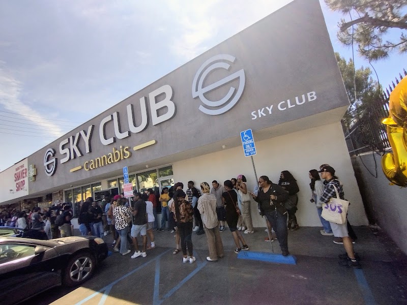 Video tour of Sky Club Cannabis Weed Local Dispensary in Van Nuys retail environment
